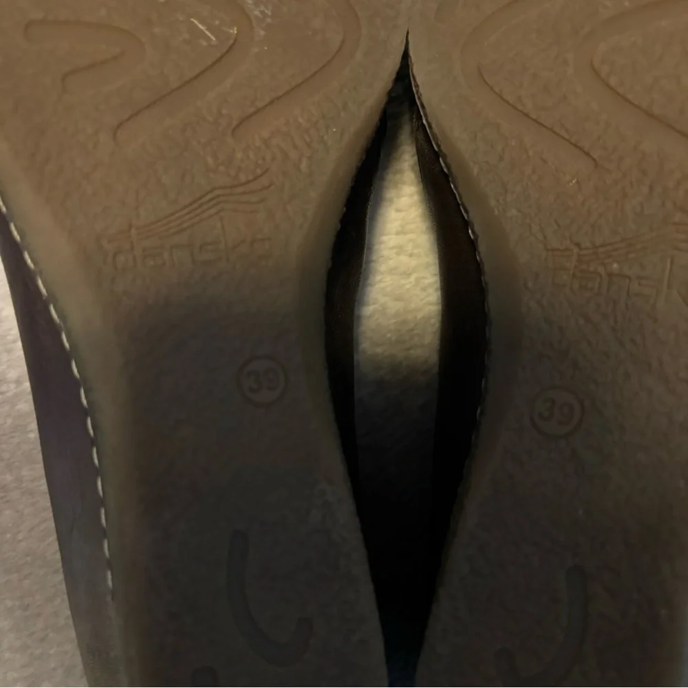 Dansko Liliana Burnished Brown Leather Wedge Loafers Comfort Shoes Size 9 EU 39 - Picture 10 of 12